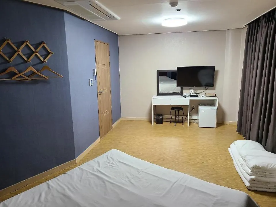 Ora Stay Hotel Jeju 2*,  South Korea
